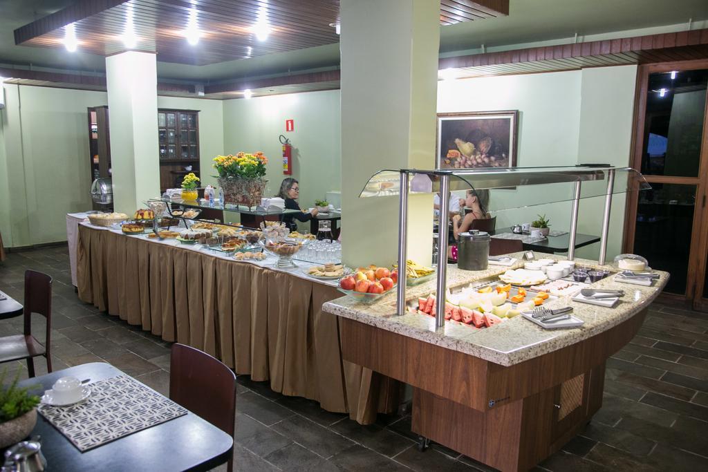 Hotel Veredas Паракату Екстериор снимка