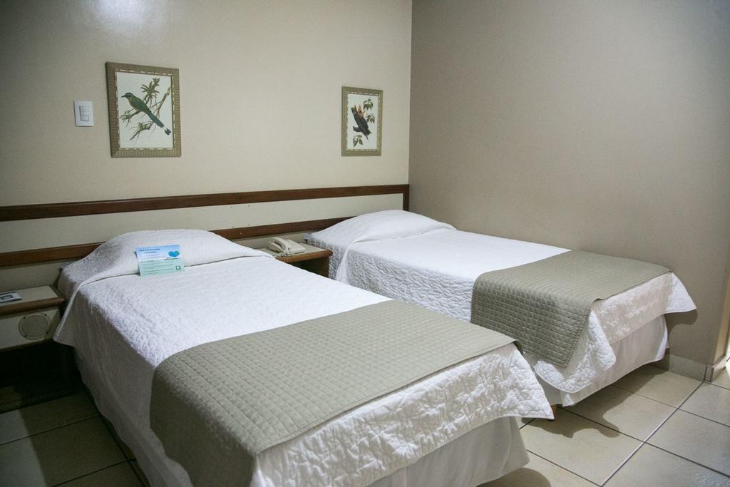 Hotel Veredas Паракату Екстериор снимка